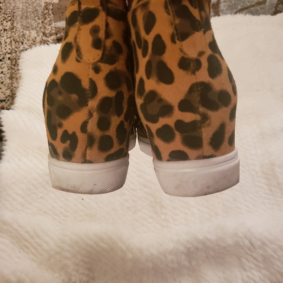 Blondo booties - Picture 2 of 4